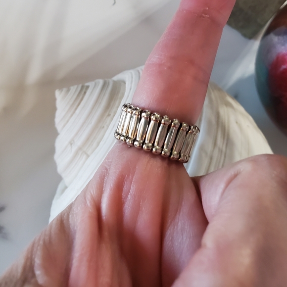 Silver Tone and Black Jewels Stretch Band Ring 💥3 for $24💥 - Picture 9 of 16